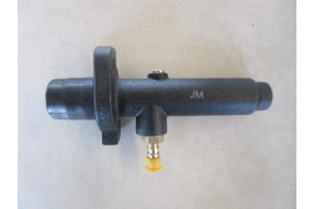 Цилиндр главный сцепления XS142Jориг